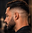 Skin fade met strakke lijn